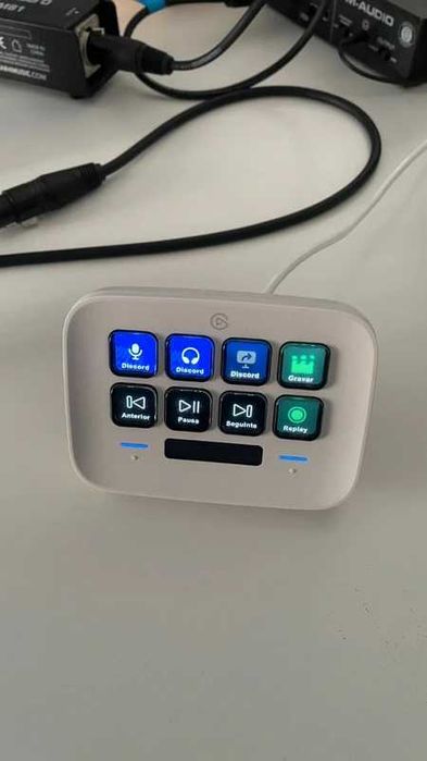 Streamdeck Neo Branco458255912130979841