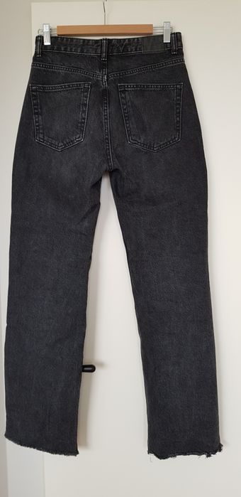 Pull & Bear czarne jeansy z prostą szerszą nogawką
