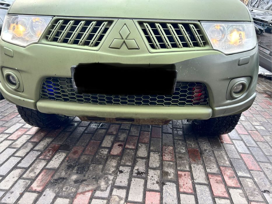 Mitsubishi l200 2011 ideal