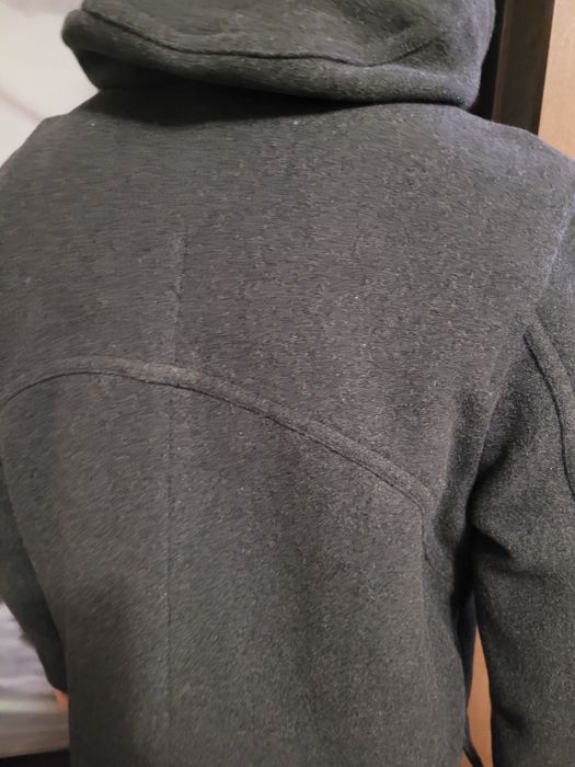 Продам пальто осеннее