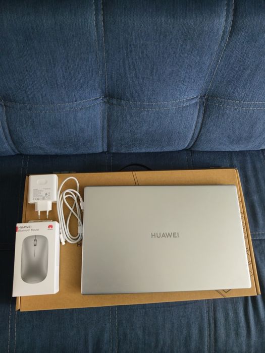 Huawei mateboook S15 i5 16gb ram 512gb SSD idealny