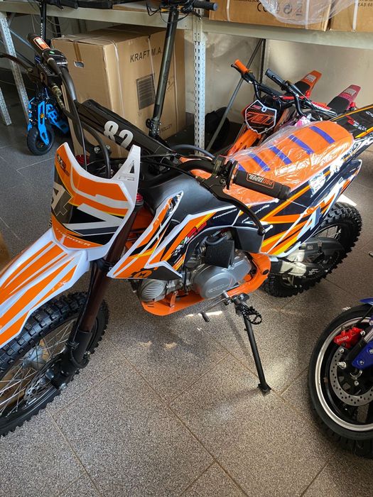 Moto cross Pit bikes 140cc novas