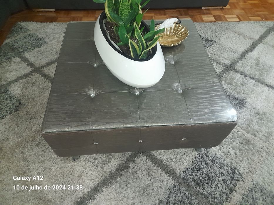 Mesa de centro  como nova