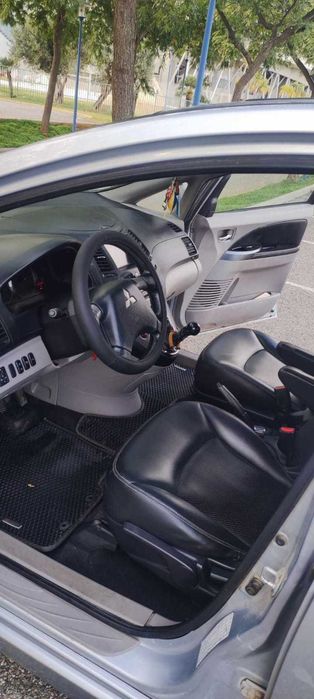 Quero vender um carro Mitsubishi