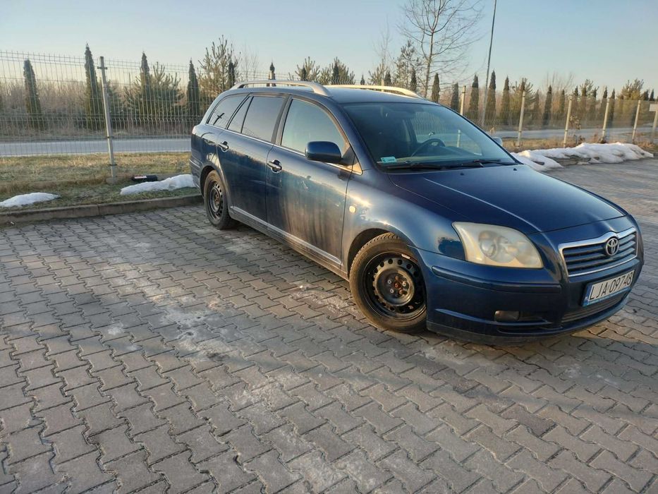 Sprzedam Toyota Avensis kombi