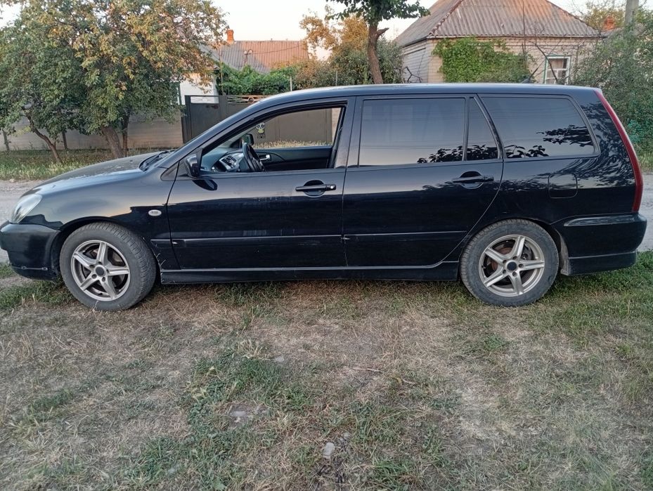 Продам автомобиль в идеальном состоянии  2007 года