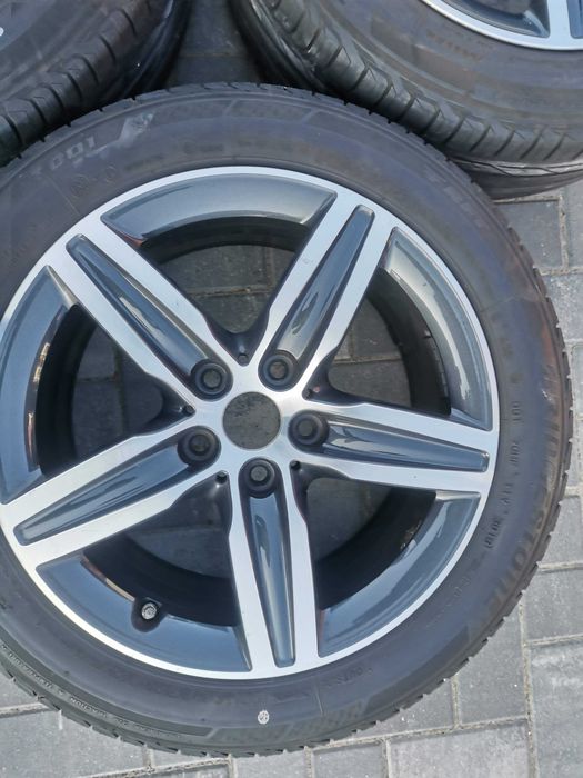 Felgi BMW 2 F45 F46 STYLING 379 7.5Jx17H2 5x112 ET54 TPMS