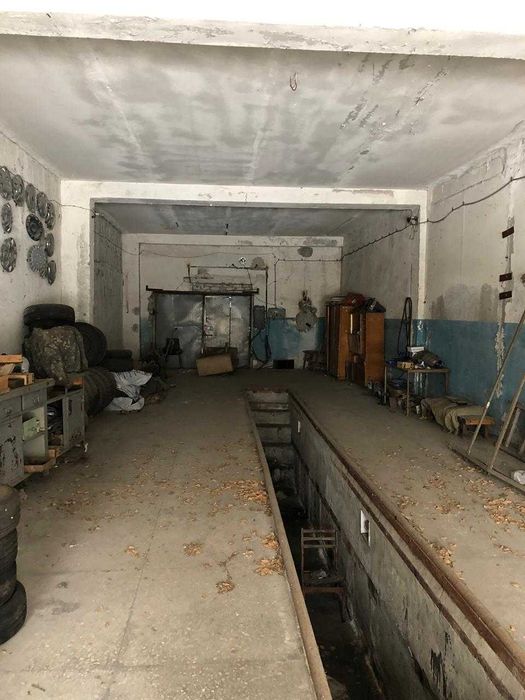 Продаж виробничого приміщення, поблизу метро Левада