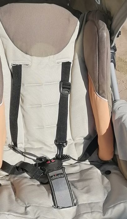 Carro criança bebé chicco em bom estado