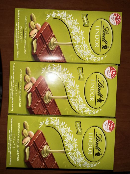 Шоколад фісташка Lindt  Lindor Pistazie Швейцарія Оригінал