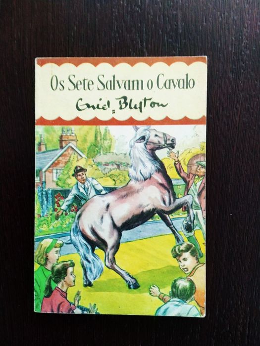 3 Livros juvenis 3€ unidade.