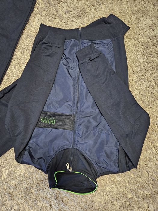 Nowy dres Hugo Boss chłopięcy