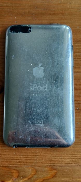 Na sprzedaż iPod 8gb