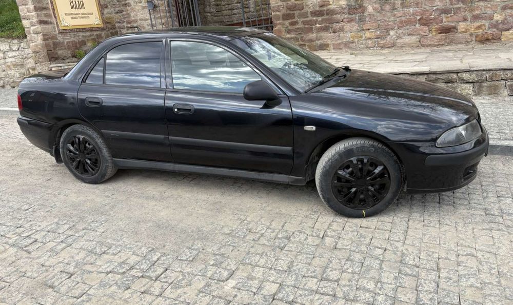 Mitsubishi carisma