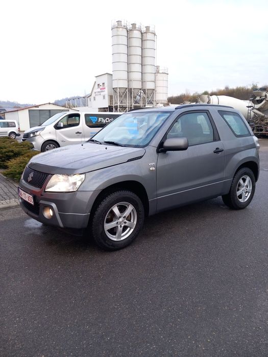 Suzuki Grand Vitara Napęd 4X4 1.6 bęzyna klima el szyby alufelgi hak