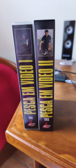 Cassetes VHS para amantes da pesca