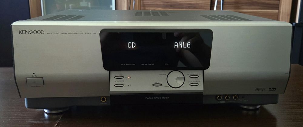 Amplituner kenwood KRF V7771d