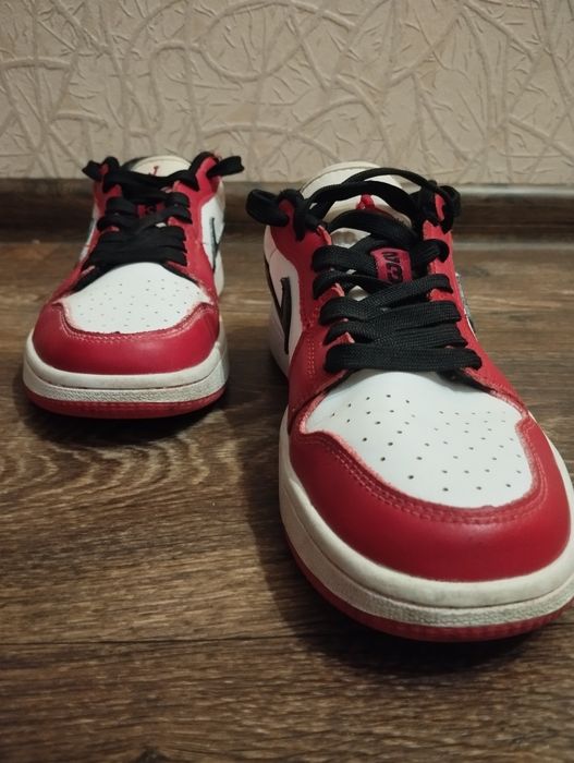 кросовки Nike Air Jordan 1 low