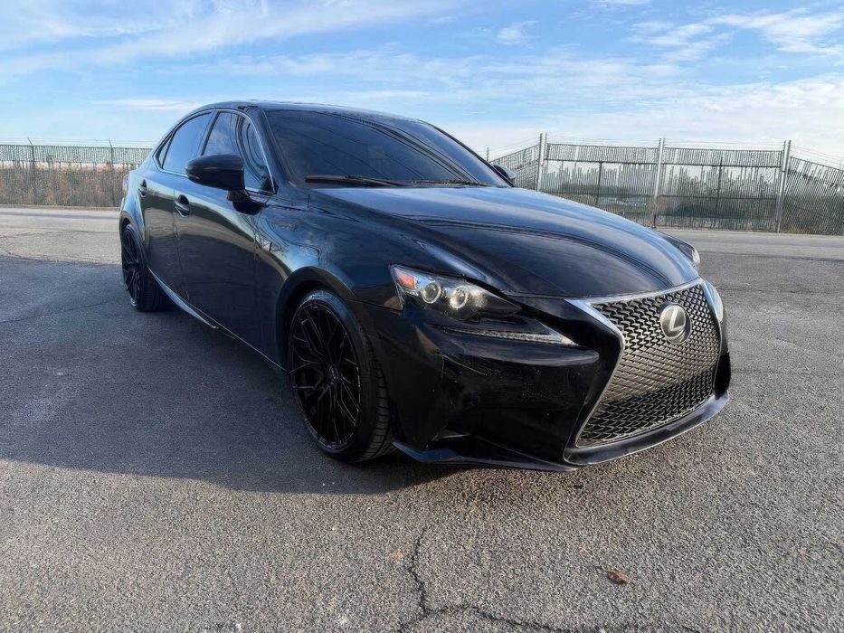 Lexus IS 300      2016