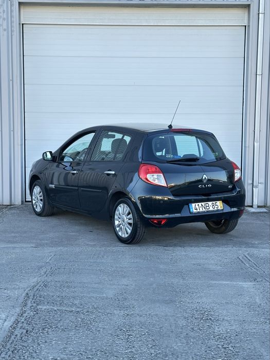 Renault Clio  1.5 dCi  /  2012  / 235.000km