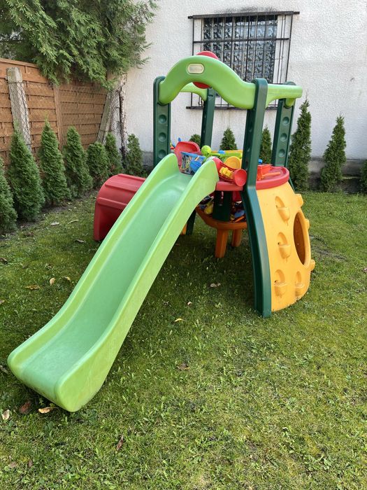 Plac zabaw little tikes