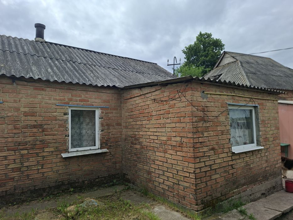 Продаж добротний будинок Бережинка.