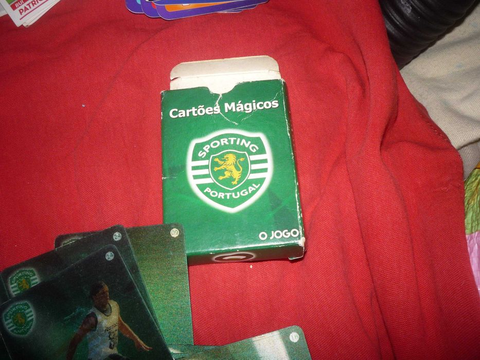 Ofereço "cartas sporting" e outros cromos