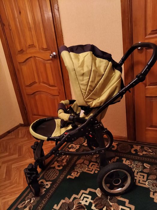 Детская коляска, б/ушная