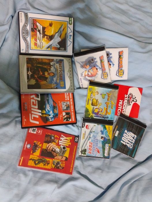 Gry retro lata 2000 wiele tytułów