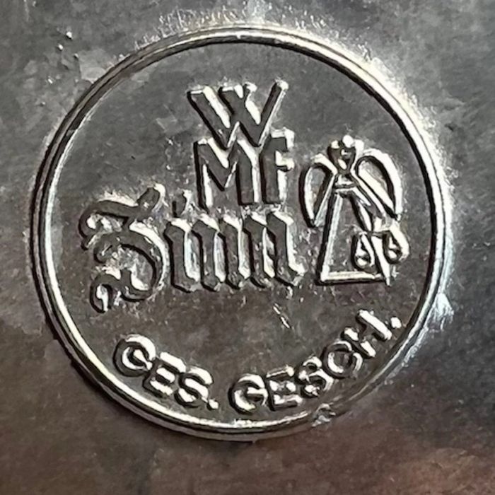 Sygnowane  - 2 x stare cynowe kieliszki - kieliszek z cyny  -  6 cm wysokość
