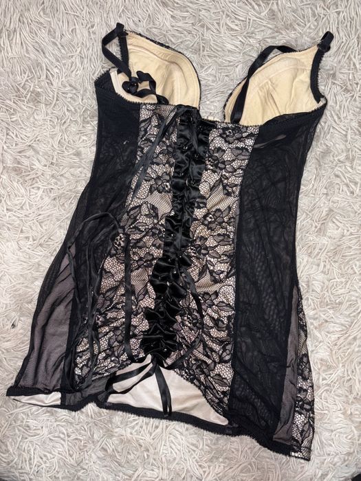 Мереживні бюстгальтери