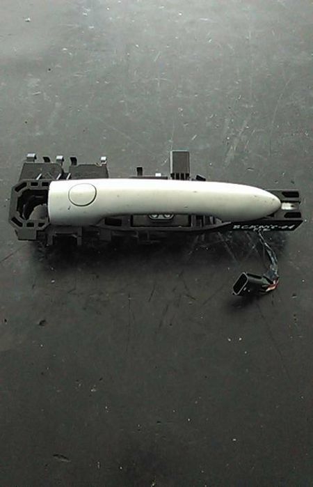 Puxador porta frente direita RENAULT Scénic II (JM0/1_)