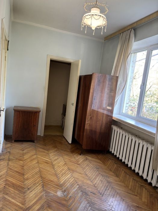 Продам квартиру на Никах.ул.Олександра Бринжали 58.(раніше Тешебаєва)