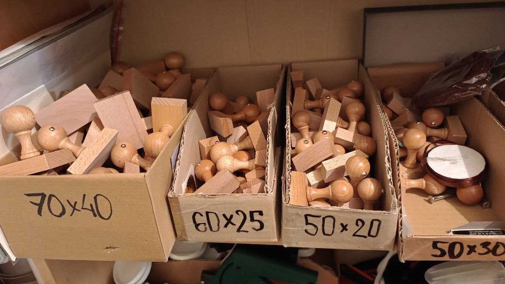 Gryfy drewniane, Stemple Drewniane Okrągłye