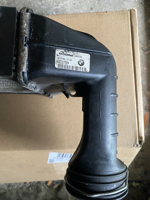 Інтеркуллер Bmw X3, e46 з дефектом