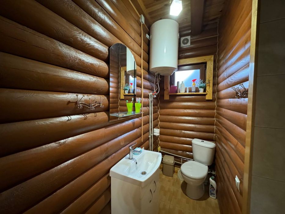 Продається база відпочинку с. СВІТЯЗЬ