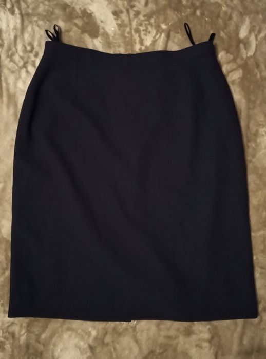 Спідниці різні недорого 38-40розмір