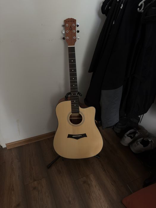 Gitara elektro akuatyczna arrow silver D