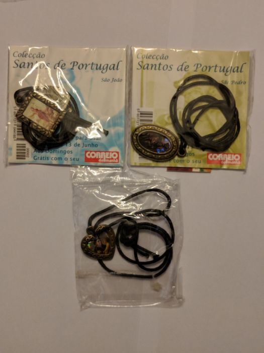 Lote 14 artigos para fios/colares (Amuletos/Santos/Cruzes) - Novos