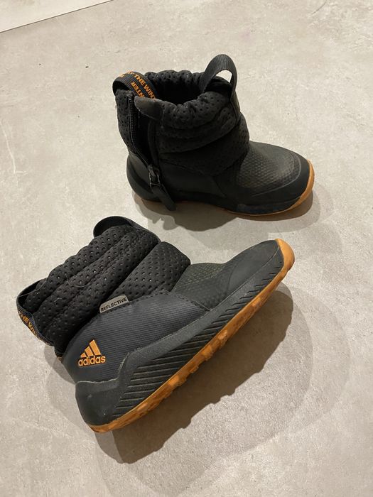 Adidas 24 buty zimowe wygodne