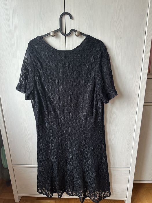 Czarna koronkowa sukienka 40 L