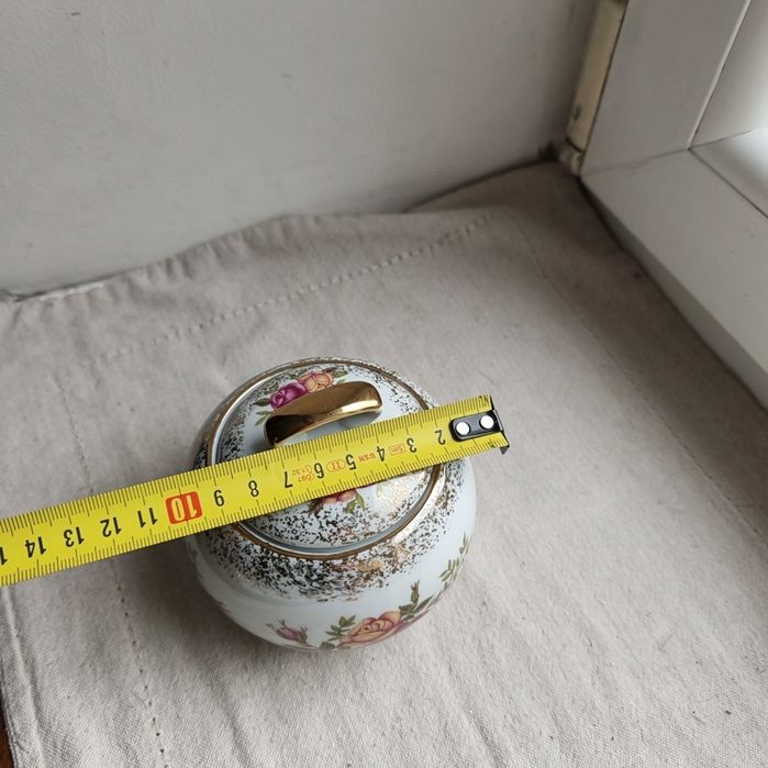Cukiernica Wałbrzych Kula Różyczki złocone Porcelana PRL