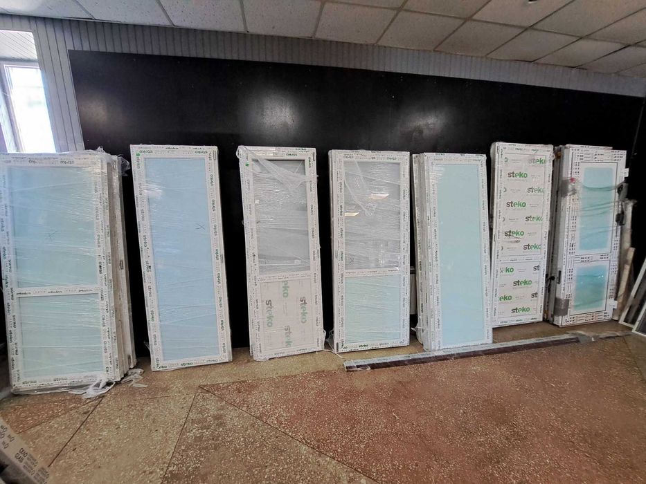 Самбір Продам Двері та Вікна Металопластикові. Окна двери дешево