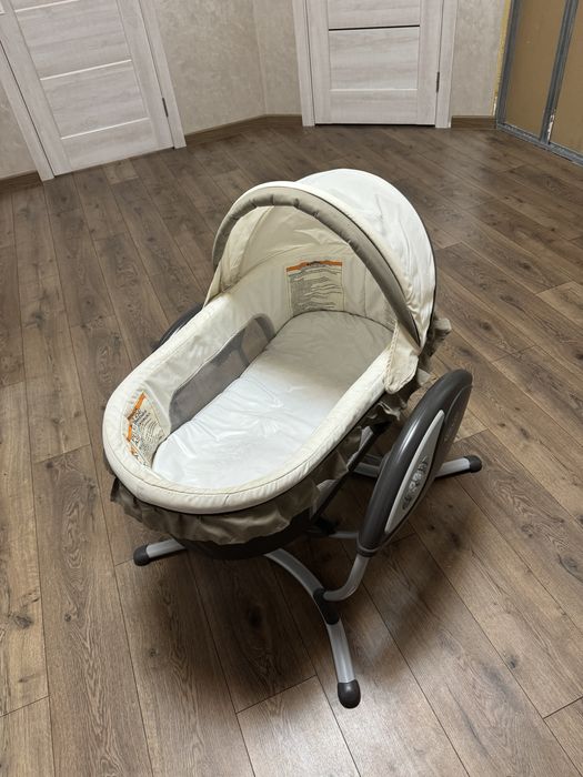 Колиска шезлонг