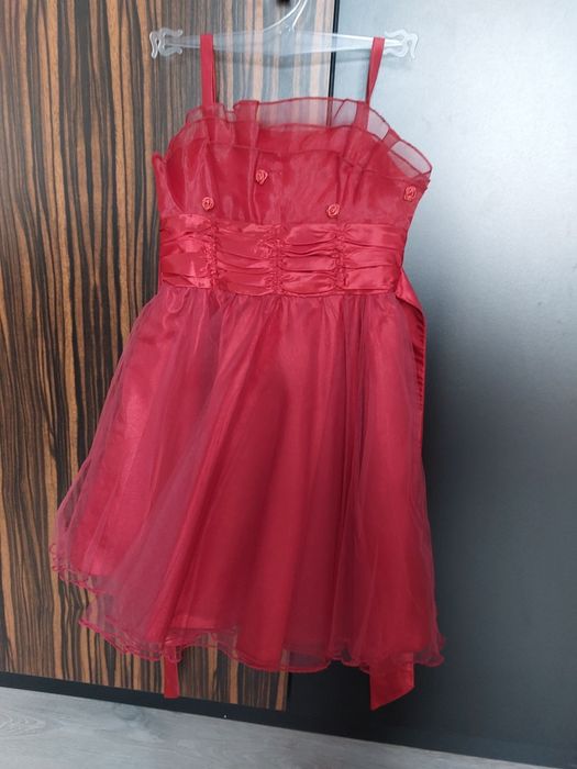 Святкова сукня, плаття