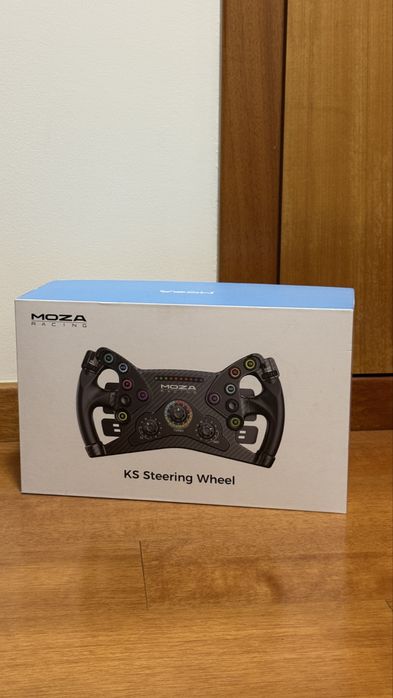 Moza R9 + Volante Moza KS + Pedais Fanatec CSL LC