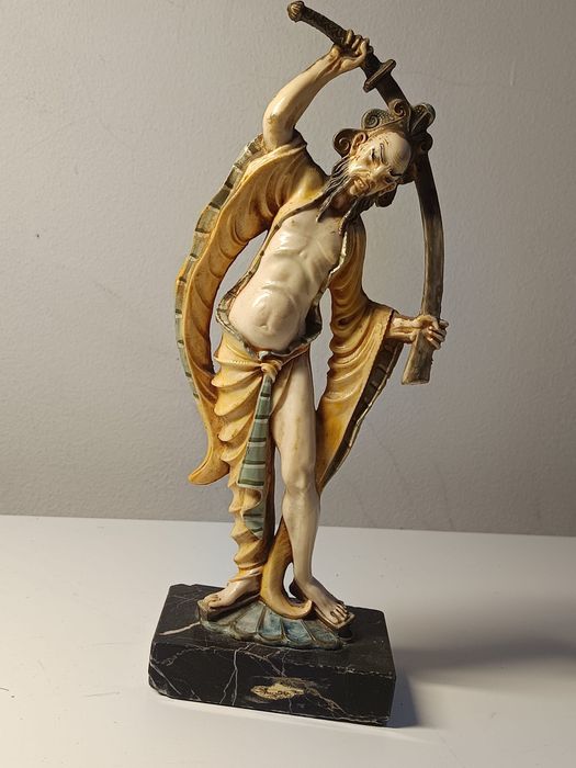 Estatueta samurai