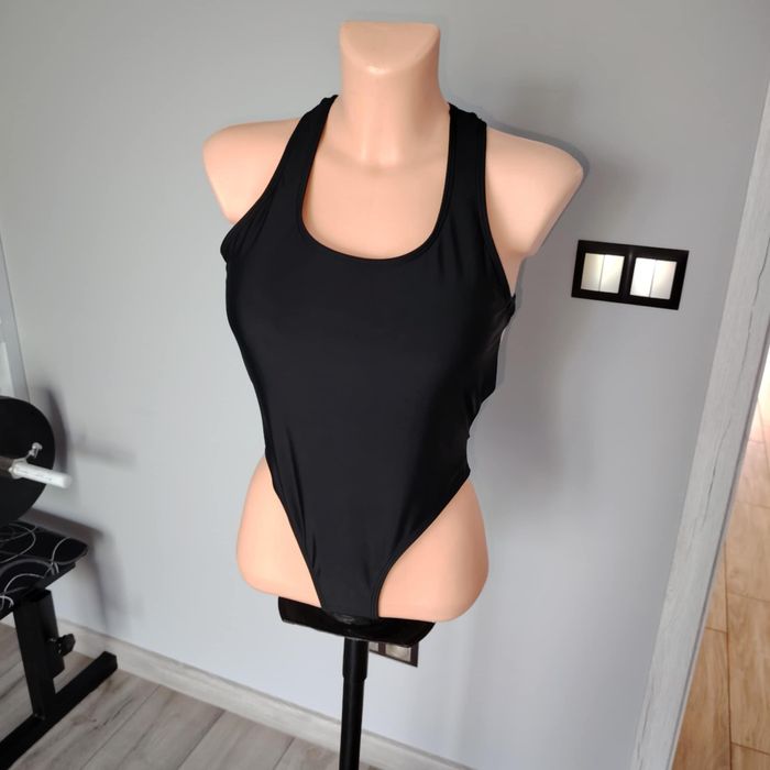 Strój kąpielowy jednoczęściowy r. SM