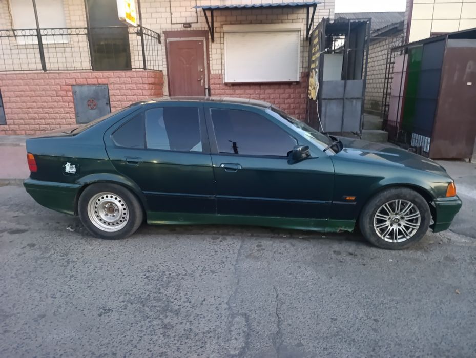 Продам авто BMW E36