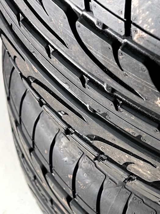 Pneus Dunlop SP Sport Maxx - 275/40/21 - NOVOS